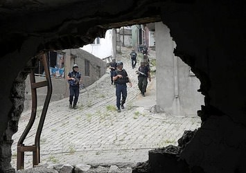 Şırnak'ta parke taş yerine asfalt