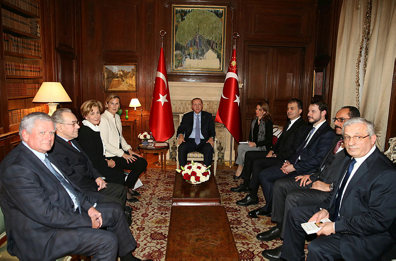 Cumhurbaşkanı Erdoğan, Osmanlı torunlarını kabul etti - 1