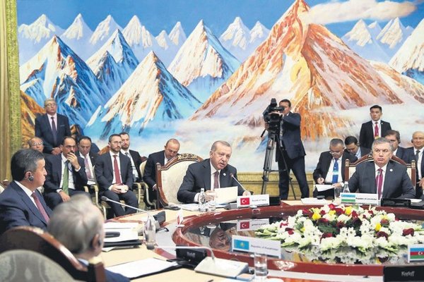 Erdoğan'dan Türk dünyası liderlerine ABD uyarısı - 1