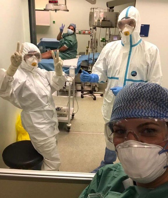 Yunanistan’da Korona virüs taşıyıcısı anne sağlıklı bebek doğurdu! "Zorlukların ortasında umut doğdu" - 1
