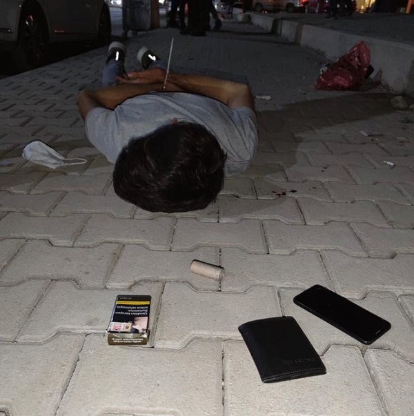 bizim-aslanlar-yine-yakaladi-terorist-eylem-hazirligindayken-tutuklandi-1602369082011.jpg Bizim aslanlar yine yakaladı: Terörist eylem hazırlığındayken tutuklandı - 3