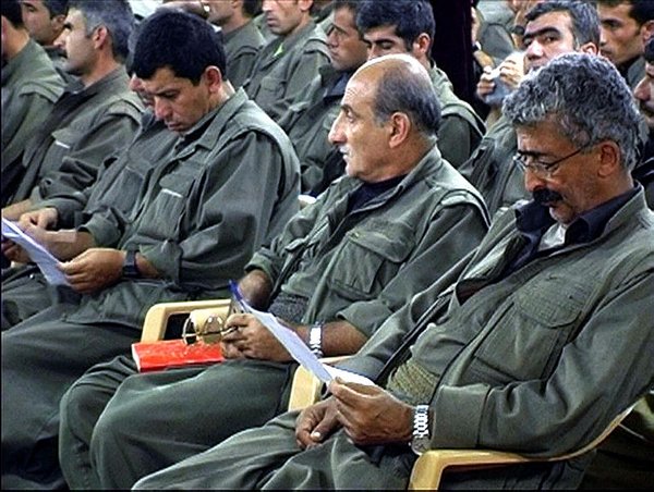 1618895029499.jpg PKK'da SİHA korkusu! Yolcu uçaklarından bile saklanıyorlar - 4