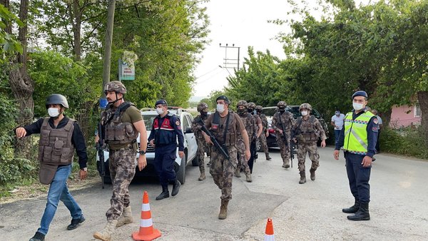 Kocaeli'de rehine krizi! A Haber canlı yayınında silah sesleri - 1