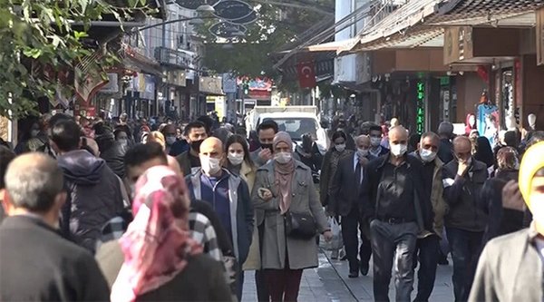 saglik-bakani-fahrettin-koca-covid-19-asilarinda-hafif-yan-etkilerin-goruldugunu-bildiren-bir-goruntu-paylasti-1622235647981.jpg Sağlık Bakanı Fahrettin Koca Covid-19 aşılarında hafif yan etkilerin görüldüğünü bildiren bir görüntü paylaştı - 10