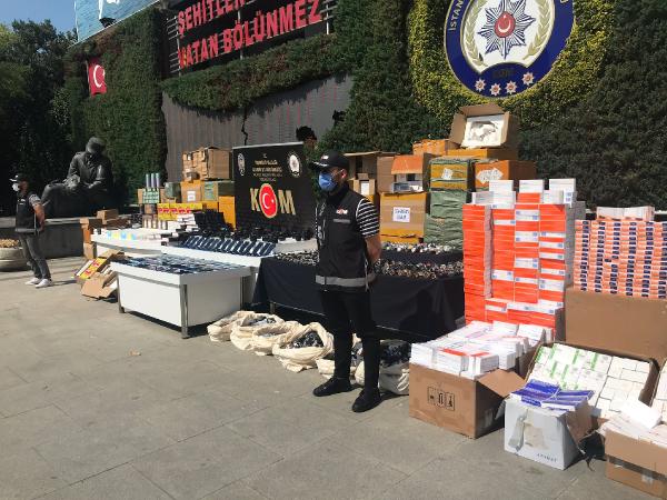 İstanbul'da kaçakçılık operasyonu! 6 buçuk milyon liralık eşya ele geçirildi - 1