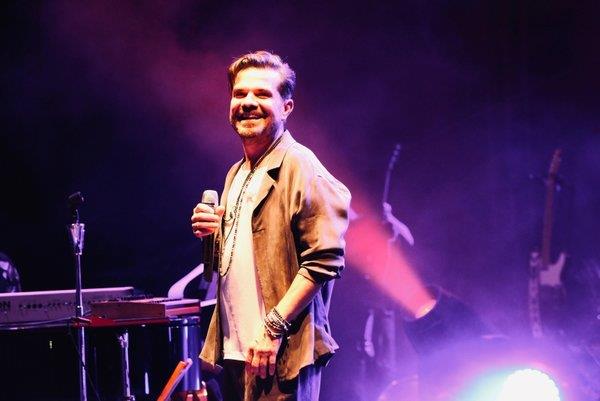 Kenan Doğulu koronavirüslü olduğu halde konser mi verdi? Seren Serengilden bomba iddia Kenan Doğulu koronavirüslü olduğu halde konser mi verdi? Seren Serengilden bomba iddia