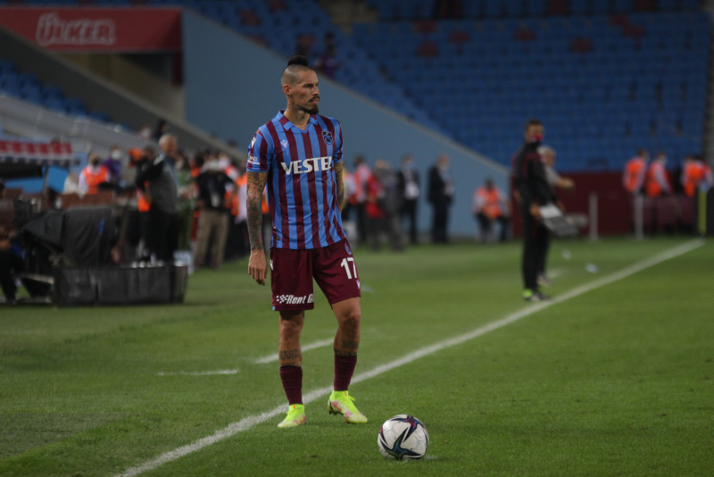 Trabzonsporun yıldızı Hamsikten şampiyonluk yorumu! Taraftarlarımıza armağan edebiliriz