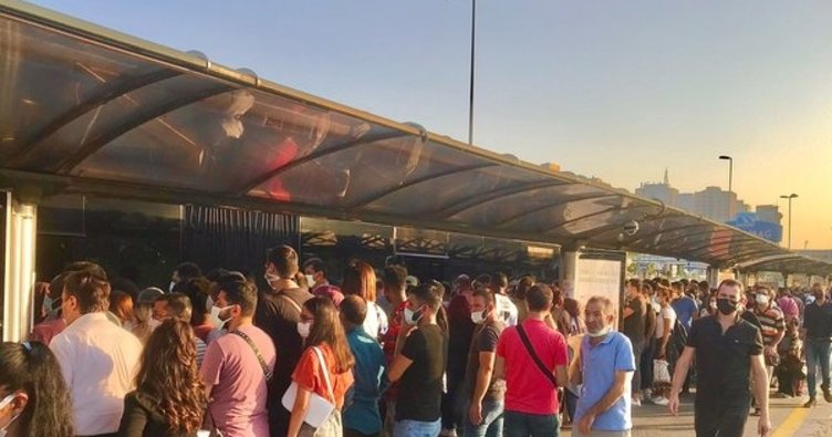 Son dakika: Metrobüsler alarm veriyor! Vatandaşlar Ekrem İmamoğluna isyan etti: Seçimden önce bindi şimdi binemez