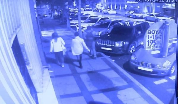 Beşiktaşta 3 turisti sokak ortasında bıçaklamıştı! Hasan Hüseyin Yurtsevenin cezası belli oldu