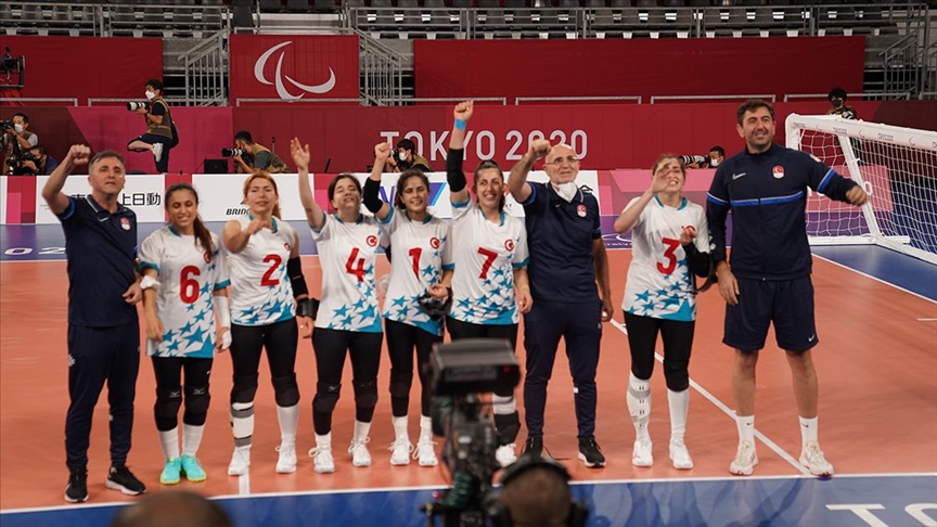 Son dakika: Golbol Kadın Milli Takımı 2020 Tokyo Paralimpik Oyunlarında ABDyi yenerek altın madalya kazandı