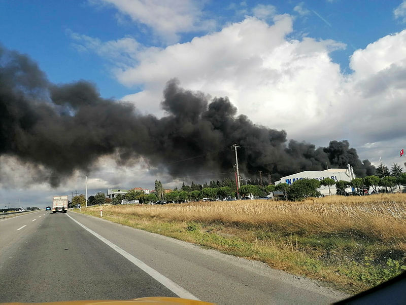 Son dakika: İstanbulun Silivri ilçesindeki bir fabrikada yangın çıktı