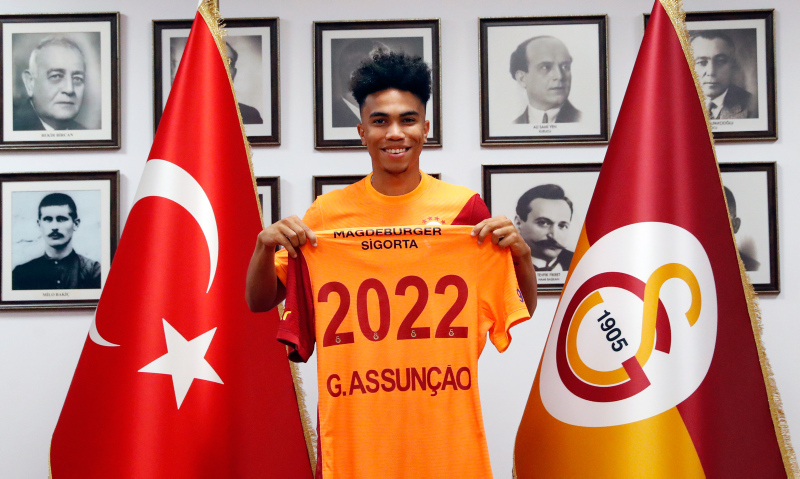 Alexten Galatasarayın transferi Assunçao hakkında flaş yorum