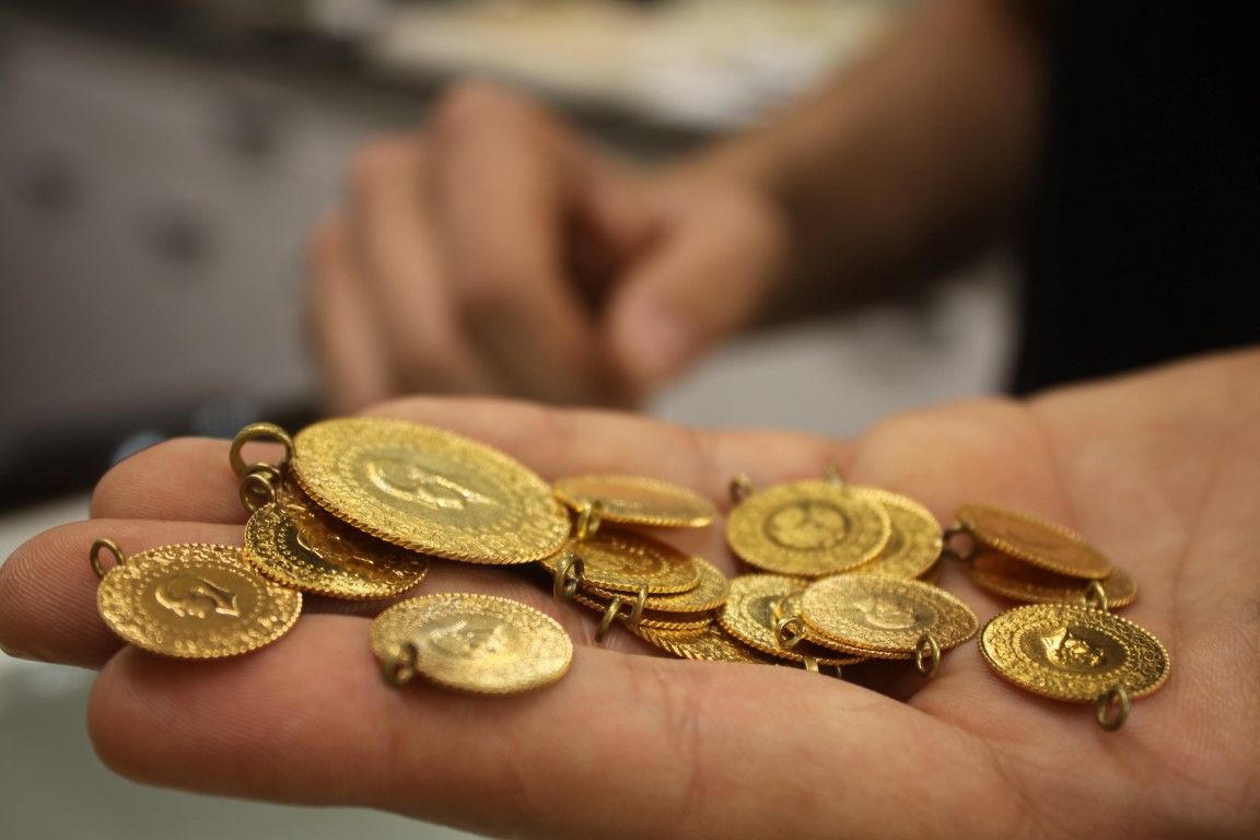 Altın fiyatlarında son durum ne? Çeyrek ve gram altın ne kadar? İşte Kapalıçarşıda en güncel fiyatlar