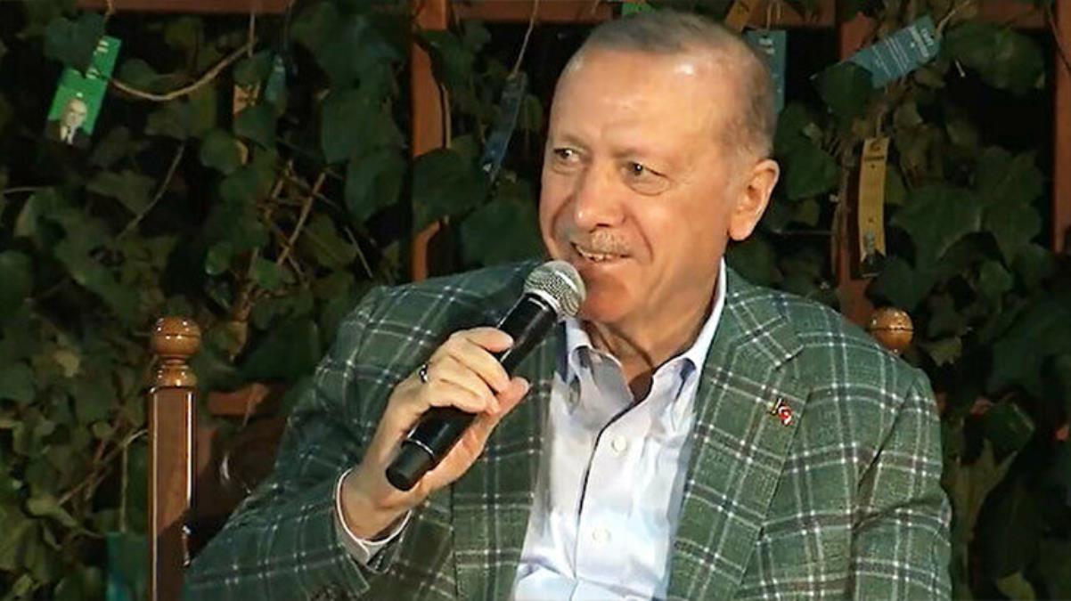 Eşinize şiir yazıyor musunuz? sorusuna Başkan Erdoğandan duygusal yanıt: Şiir gibi bir yaşamımız var