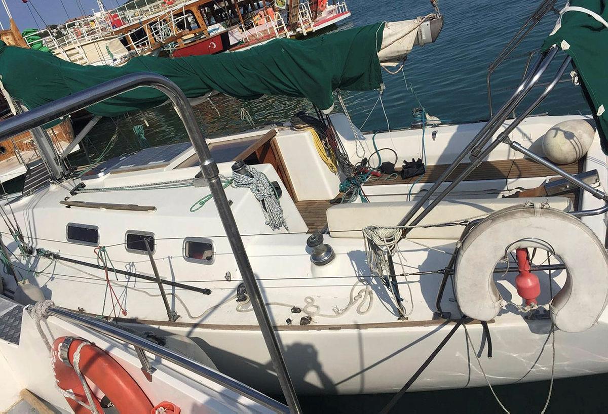 FETÖcüler 340 bin TL değerindeki tekneyle Ayvalıktan Yunanistana kaçmaya çalışırken yakalandılar