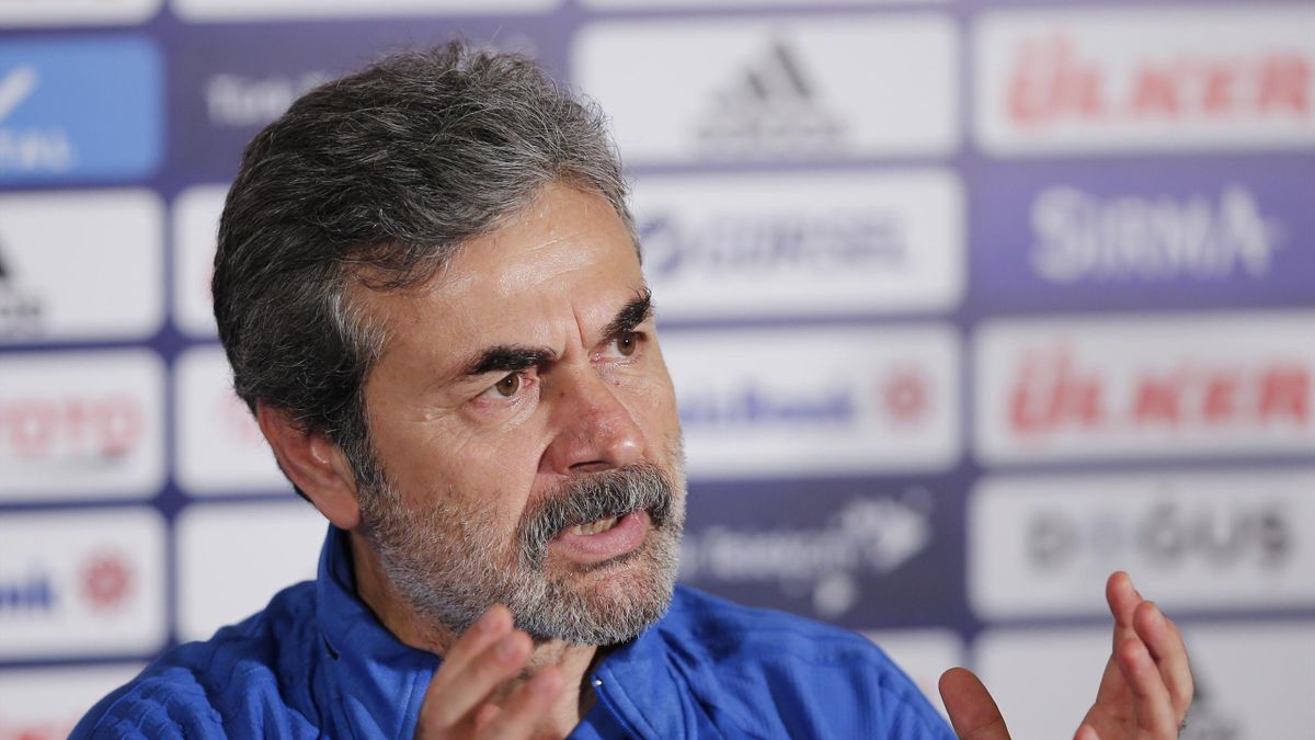 4 maçtan puansız ayrılan Başakşehir Teknik Direktörü Aykut Kocamandan flaş sözler: Oksimoron bir duygu