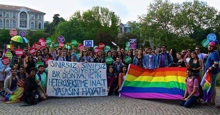 Boğaziçi Üniversitesinde büyük skandal! Milli marşımızla LGBT propagandası yaptılar Boğaziçi Üniversitesinde büyük skandal! Milli marşımızla LGBT propagandası yaptılar