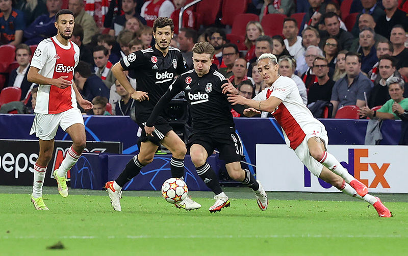 Ajax Beşiktaş maç özeti! Şampiyonlar Ligi Ajax Beşiktaş maç sonucu önemli anlar, golleri ve özeti...