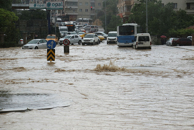 Meteorolojiden İstanbul için flaş uyarı! Meteoroloji o şehirleri açıkladı! Hangi illere yağmur yağacak! Nerelerde sel bekleniyor?