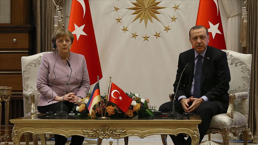 Almanya Başbakanı Merkel Türkiyeye gelecek