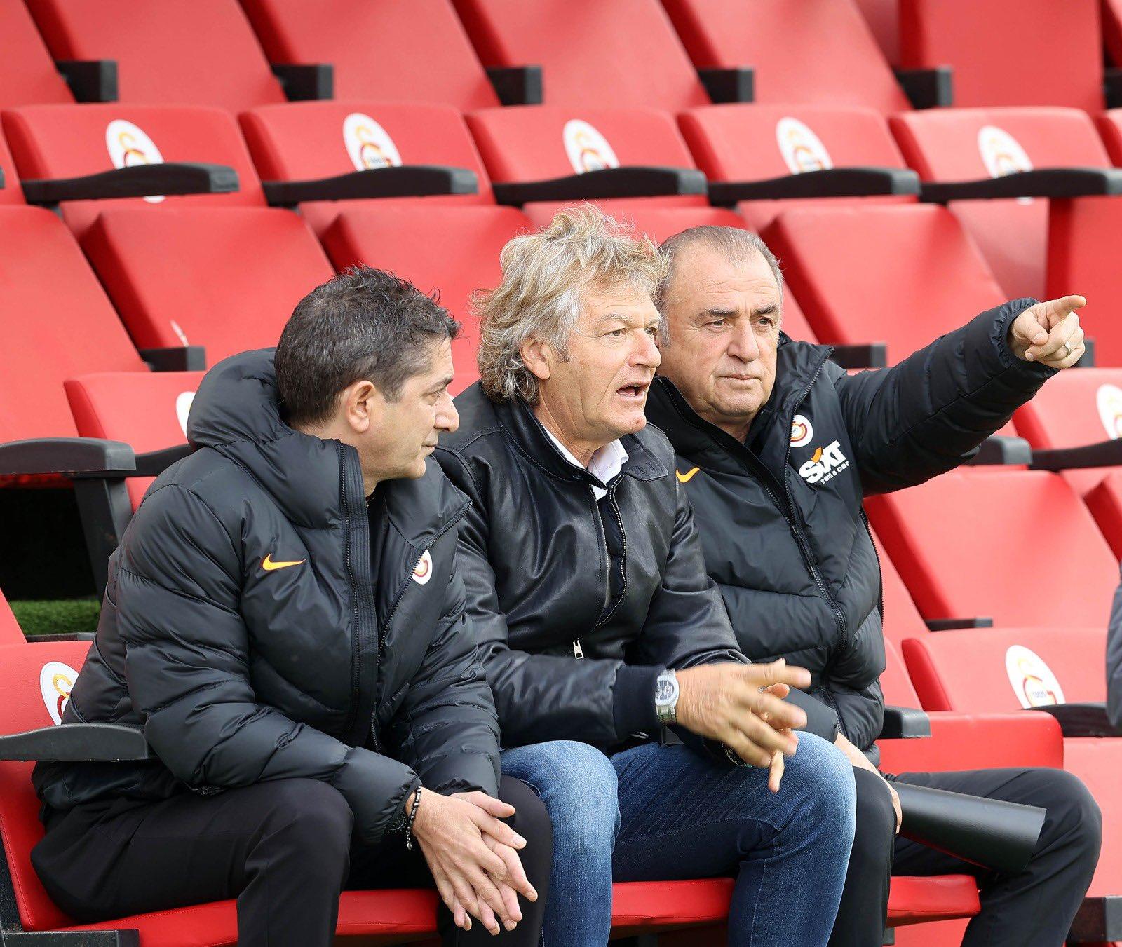 Galatasarayda Gaziantep FK hazırlıkları devam etti! Giancarlo Antognoni antrenmanı takip etti