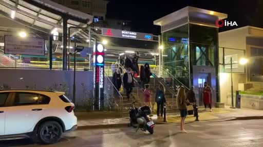 Son dakika: Marmaray Bostancıda tren raylarına atlayan kişi hayatını kaybetti