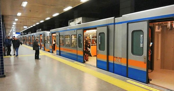 Son dakika: Yenikapı-Atatürk Havalimanı Metro Hattı seferlerinde aksama