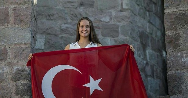 Son dakika: Milli yüzücü Viktoria Zeynep Güneş Türkiyenin ilk Avrupa şampiyonluğunu kazandı