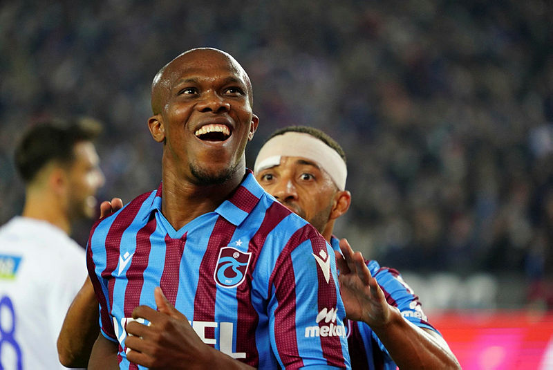 Anthony Nwakaemeden Trabzonspora sözleşme müjdesi