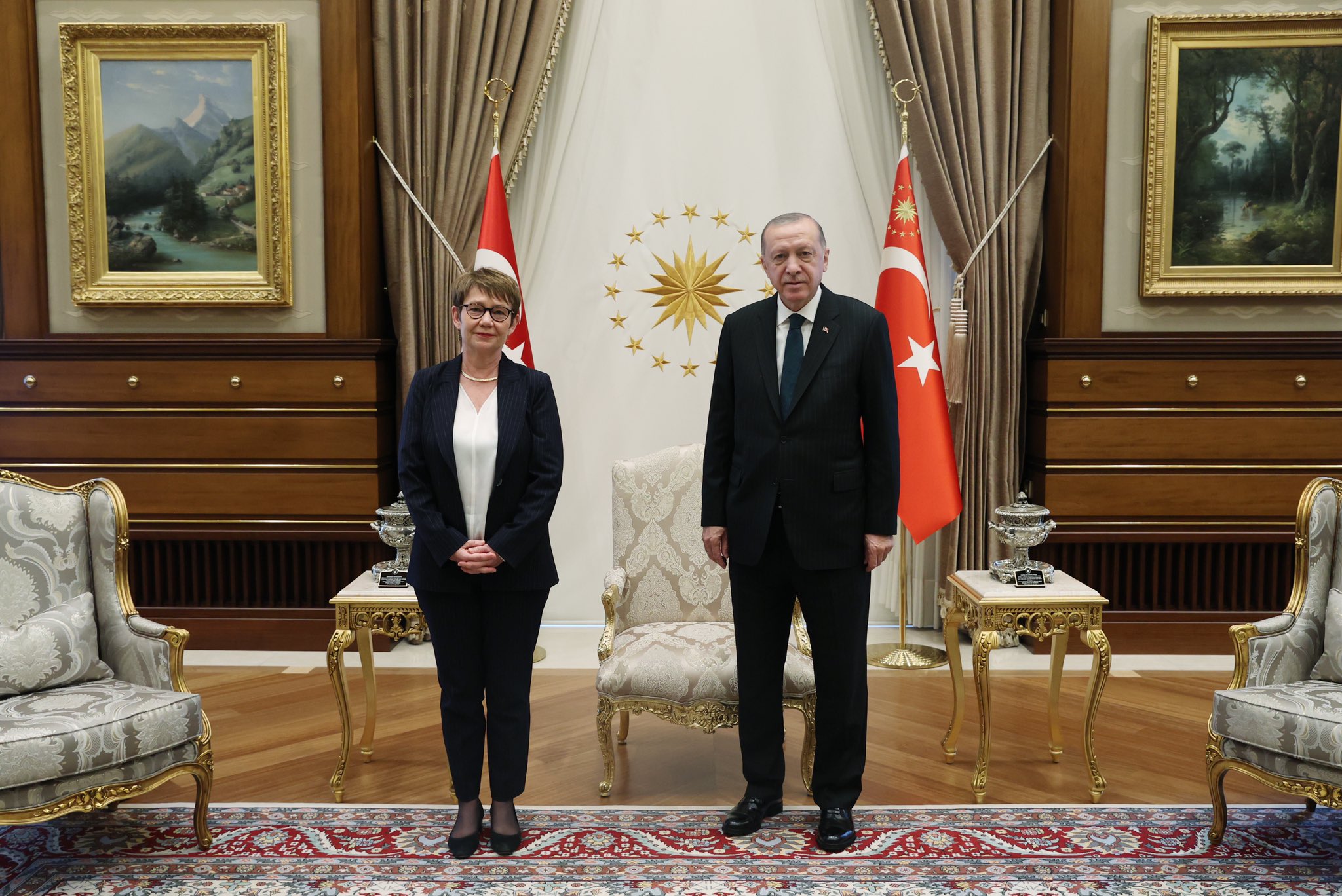 Son dakika: Başkan Erdoğan Avrupa İmar ve Kalkınma Bankası Başkanı Odile Renaud-Bassoyu kabul etti
