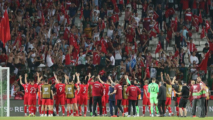 Türkiye - Cebelitarık maçının biletleri tükendi! TFFden son dakika açıklaması