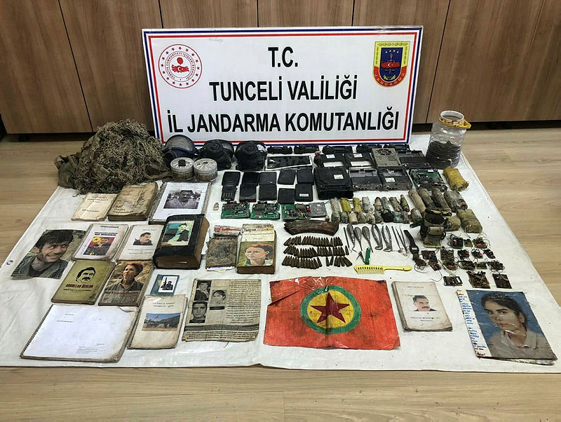 Tuncelide PKKlı teröristlere darbe: Çok sayıda mühimmat ele geçirildi