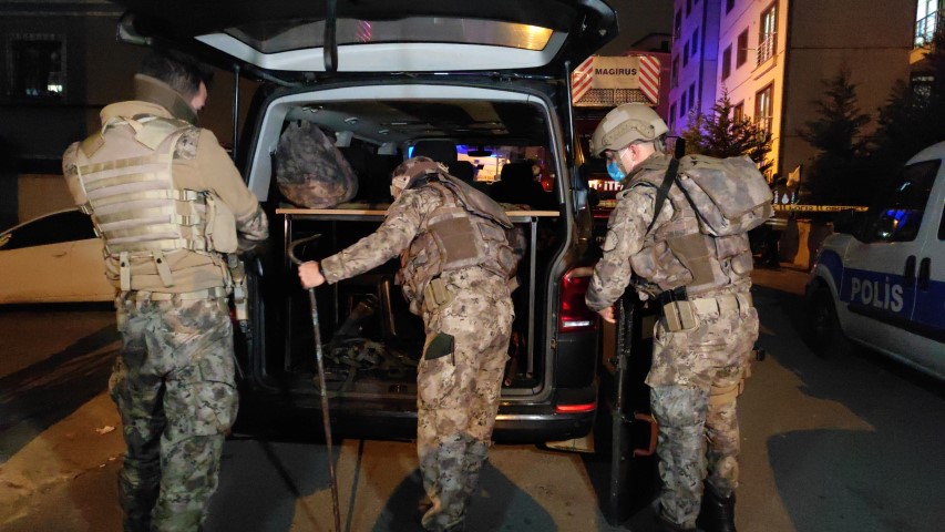 İstanbulda hareketli dakikalar! Devreye özel harekat polisleri girdi