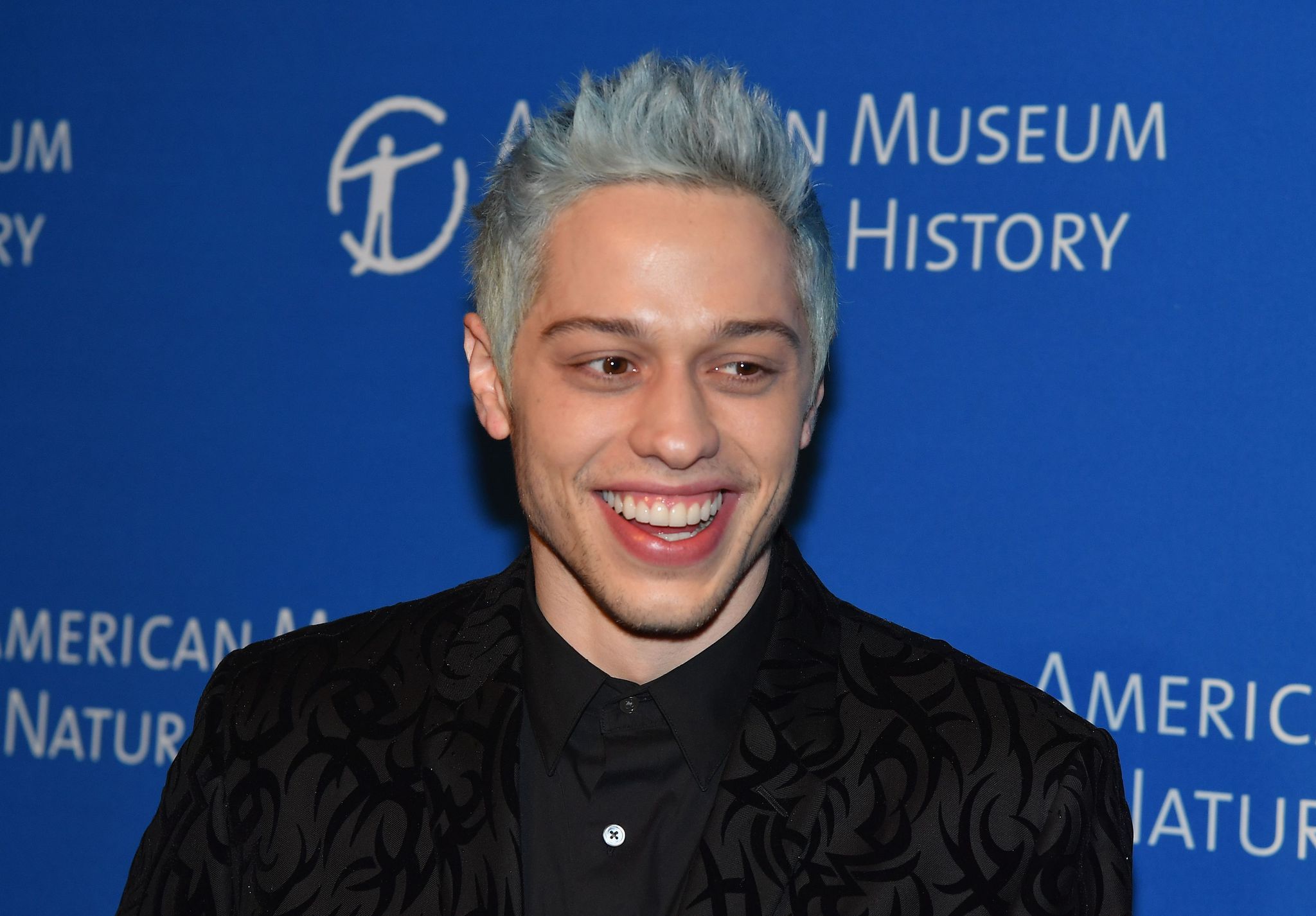 Kim Kardashian sevgilisi kimdir? Kim Kardashian’ın 14 yaş küçük sevgilisi Pete Davidson kimdir? Kim Kardashian sevgilisi kimdir? Kim Kardashian’ın 14 yaş küçük sevgilisi Pete Davidson kimdir?
