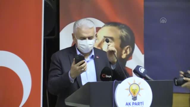 Başkan Erdoğan partililere böyle seslendi: Biz dimdik ayaktayız