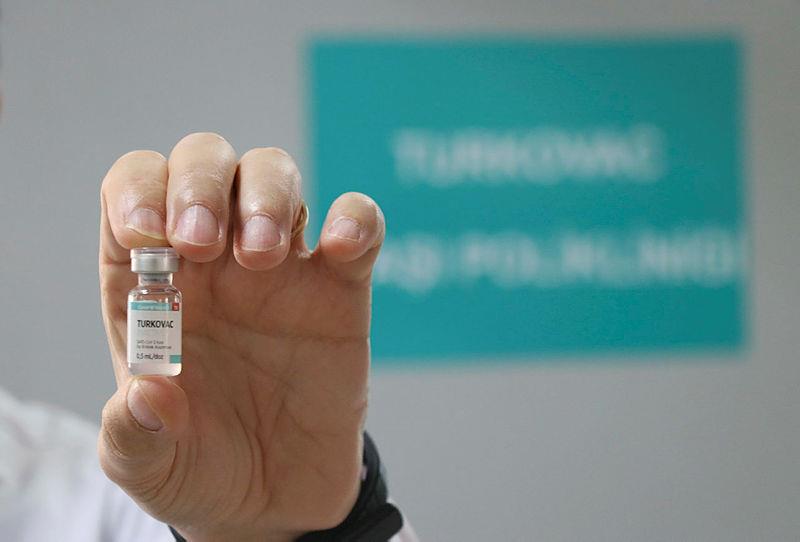 Yerli koronavirüs aşısı TURKOVAC son virajda! Bin kahraman aranıyor