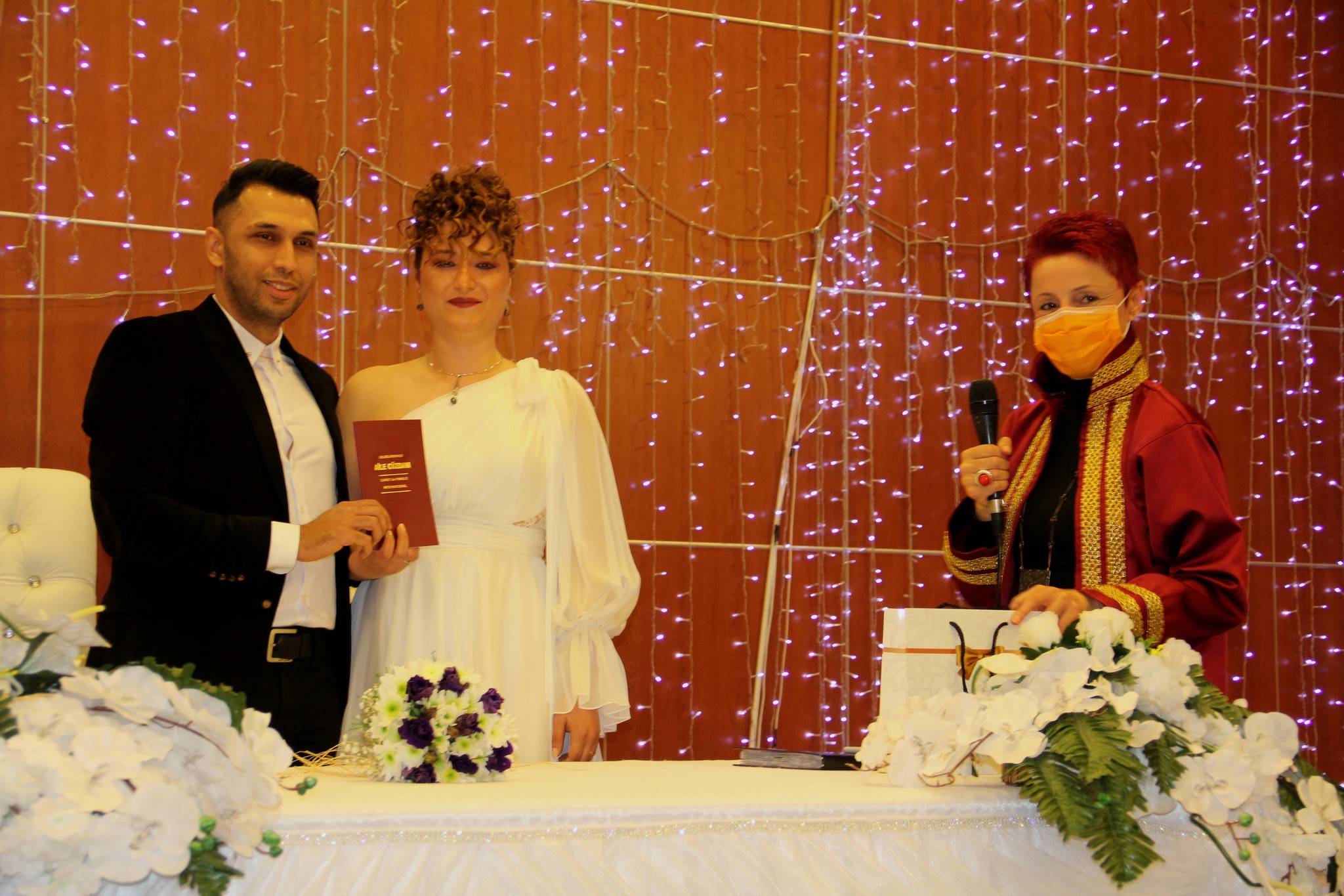Sosyal medya Mersinli nikah memurunu konuşuyor! Milyonlar bu düğünü izledi