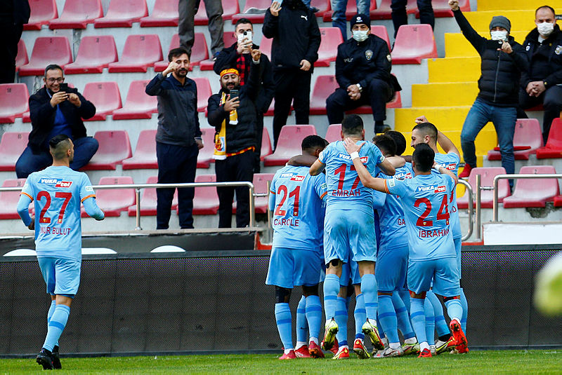 Kayserispor evinde Antalyaspor ilk yarıda devirdi! Kayserispor-Antalyaspor 0-2 MAÇ SONUCU
