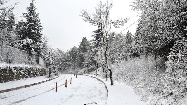 Kars ve Ardahanda yarın okullar tatil mi? 20 Aralık Karsta okullar tatil olacak mı? Valilikten açıklama geldi...