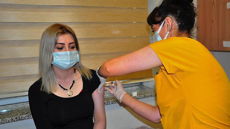 İstanbul Valisi Ali Yerlikayadan 3. doz aşı çağrısı