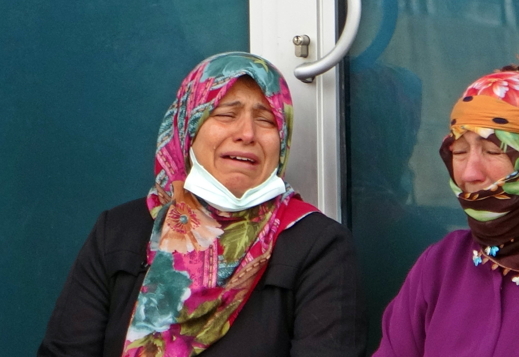 Alanya’da feci ölüm! Denizi izlerken dengesini kaybeden 4 çocuk annesi hayatını kaybetti