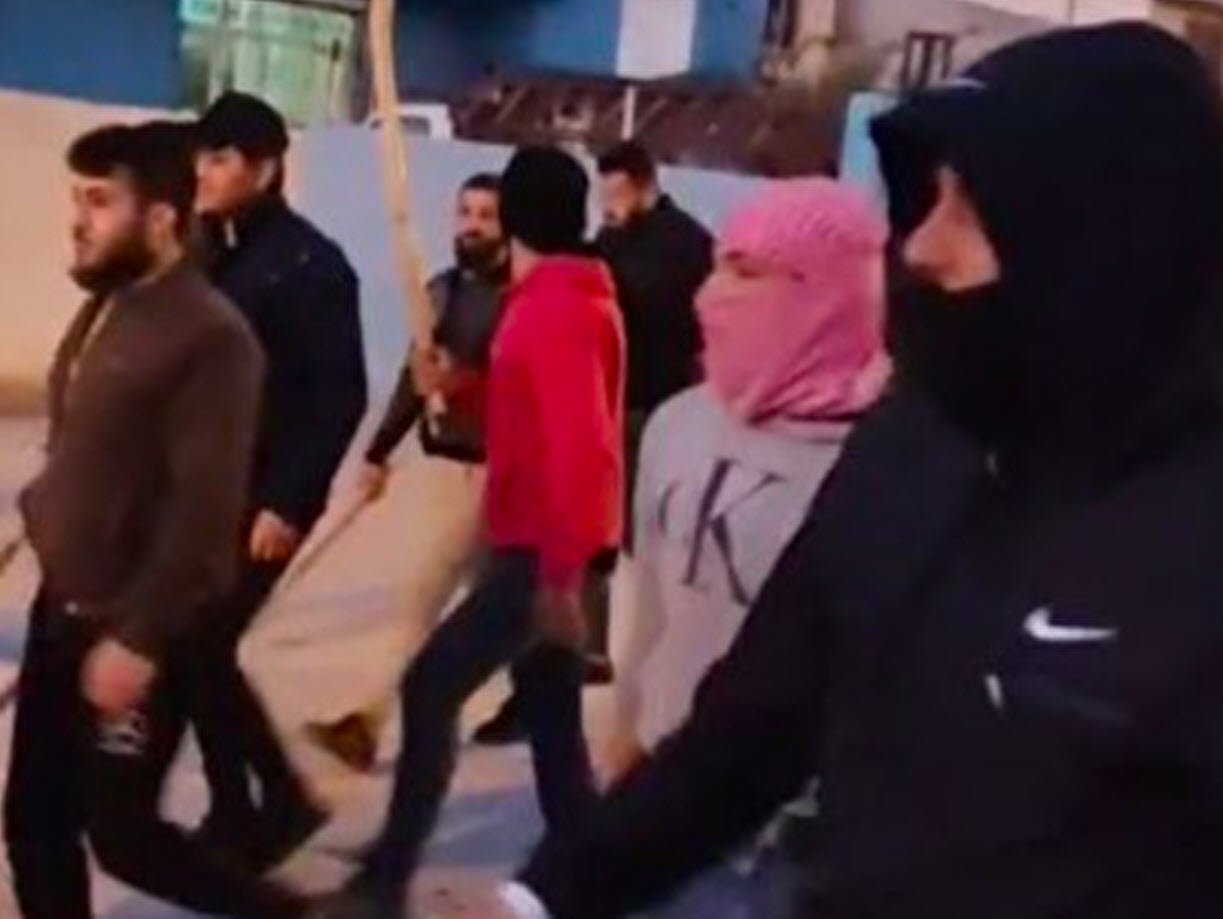 Adanada döner bıçaklarıyla dolaşıyorlardı! 20 Suriyeli hakkında flaş gelişme