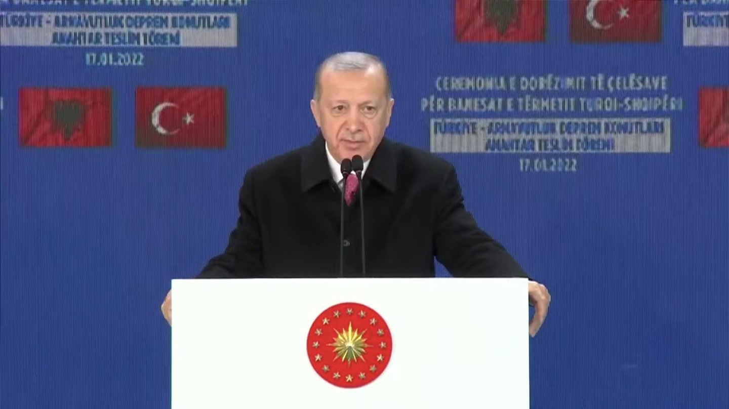 Son dakika: Başkan Erdoğandan Arnavutlukta deprem konutları teslim töreninde önemli açıklamalar