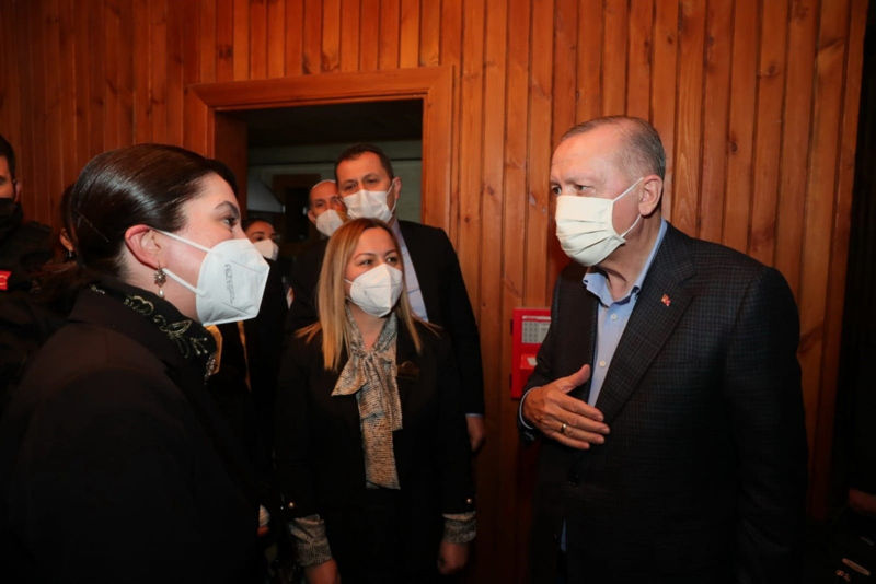 Son dakika: Başkan Erdoğandan Kadıköy Abdülhamid Han Meslek Lisesine ziyaret! Öğrenciler ilk sınavdan tam not aldı