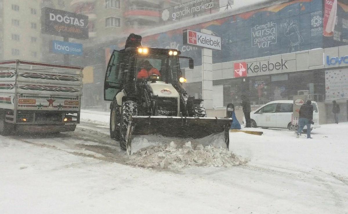 Kar yağışı nedeniyle hangi yollar ulaşıma kapalı? AFAD il il son durumu açıkladı