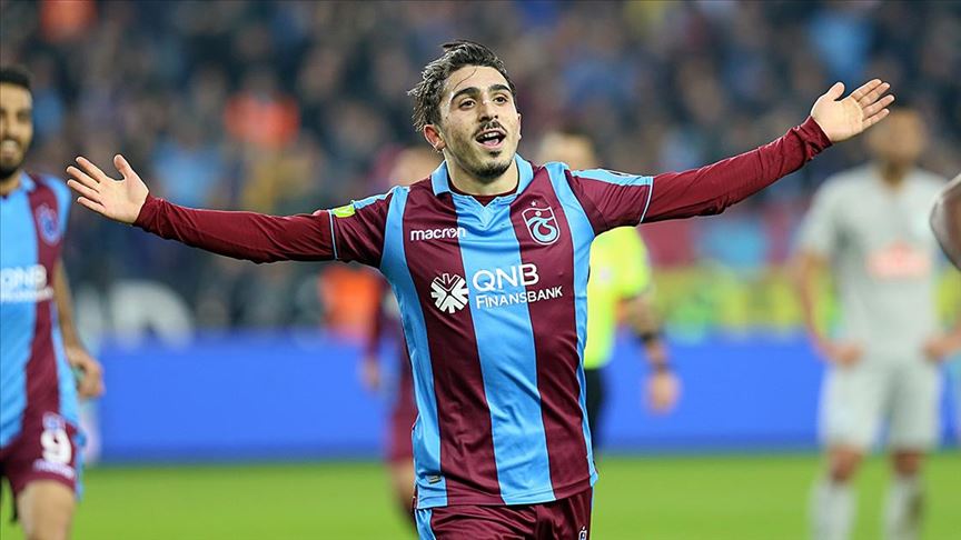 Trabzonsporun yıldızı Galatasaray karşısında yok! Abdülkadir Ömürde kas yaralanması tespit edildi