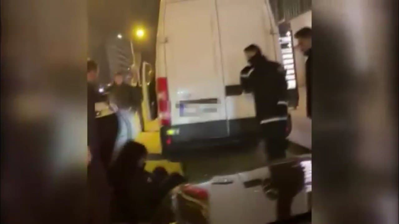 İstanbulda taksici dehşeti! Önce kaçırdı sonra saçlarından tutup sürükledi