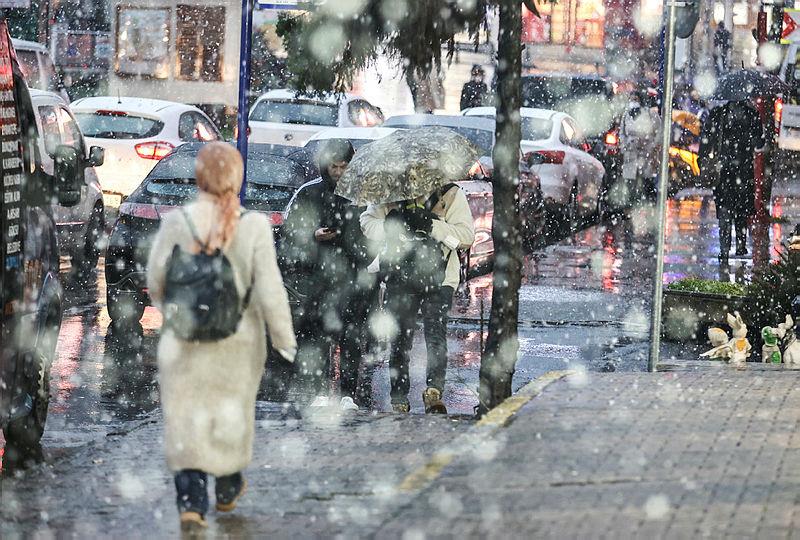 SON DAKİKA! Meteorolojiden 51 il için uyarı! İstanbul ve birçok il kar altında! Kar yağışı devam edecek mi? 22 Ocak hava durumu