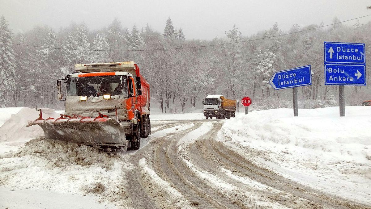Bolu Valisi Ahmet Ümit: 1950den bu yana en yoğun kar yağışı