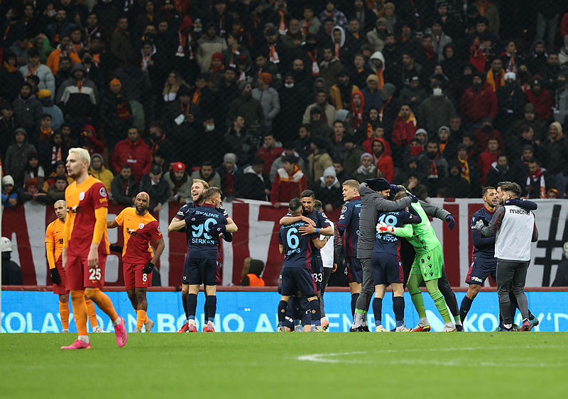 Trabzonspor 15 haftadır zirvede! Kritik virajda 2 maç evinde